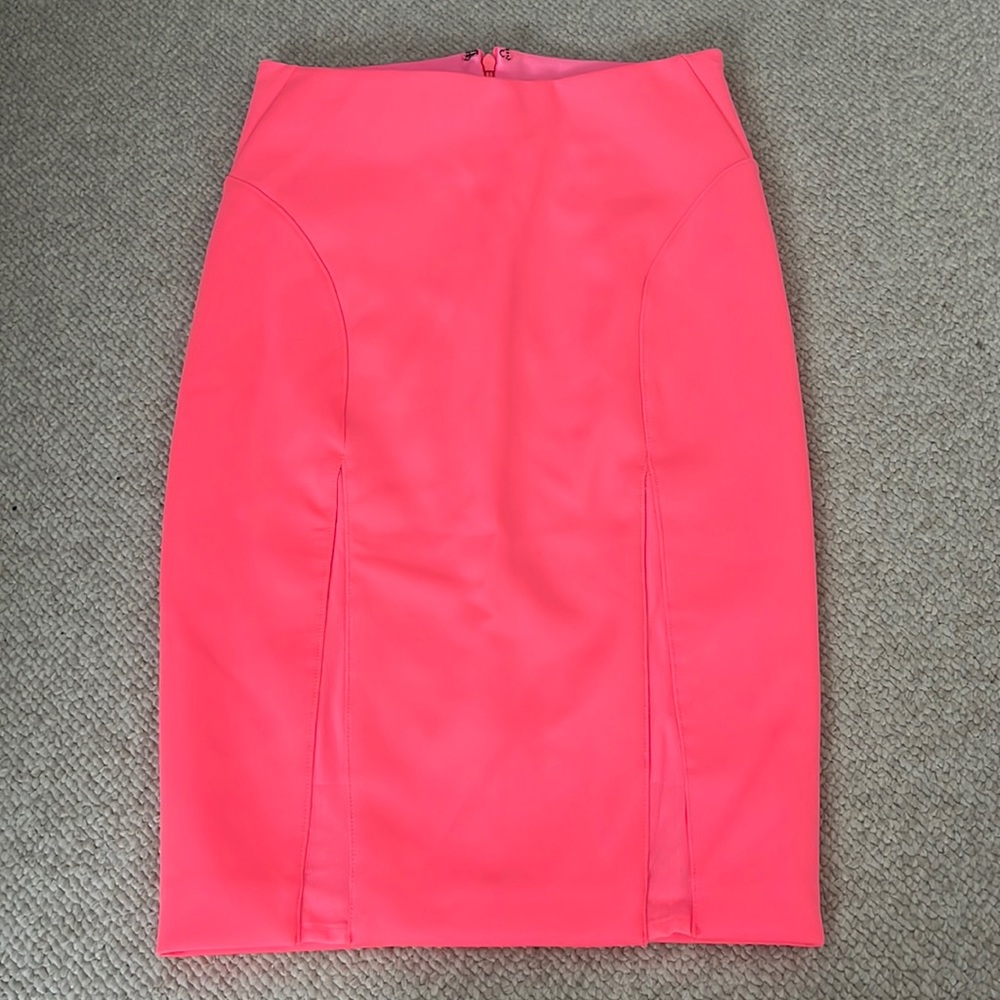 Guess hot pink pencil skirt